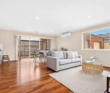 2/17 Laura Avenue, Belmont - Photo 1