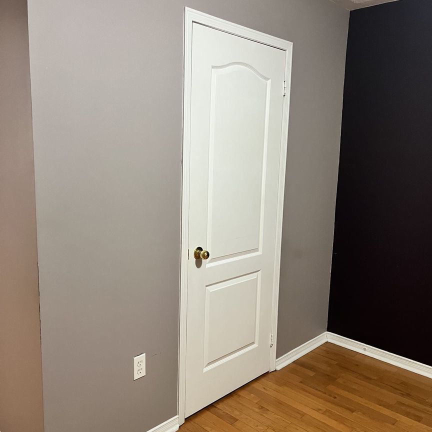 For Lease - 7 Glacier Crescent, Toronto, Ontario - Photo 1