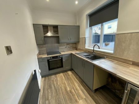 2 bedroom terraced house to rent - Photo 5