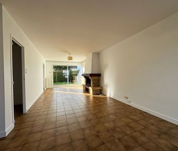 Location maison 5 pièces, 95.00m², Saint-Berthevin - Photo 2