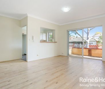 13/26-30 Hampton Court Road, Carlton, NSW 2218 - Photo 3