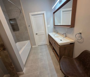 For Lease - 82 Albert Street Unit# 2, Orillia, Ontario - Photo 1