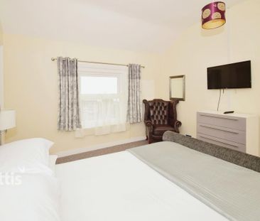 3 bedroom maisonette to rent - Photo 5