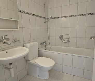 Renovierte 3.5 Zimmerwohnung in Düdingen ! - Foto 3
