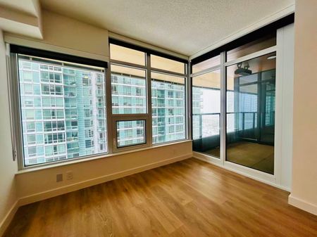 For Lease - 1 Concord Cityplace Way Unit# 705, Toronto, Ontario - Photo 2