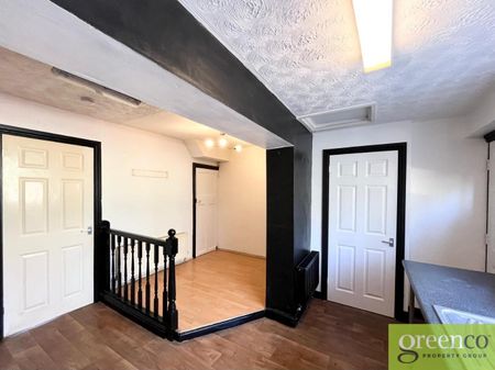 Broomhall Road, Manchester, M27 - Photo 4