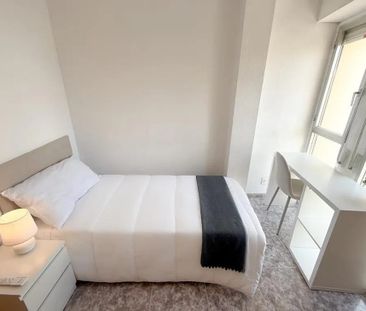 Carrer de Gran Canària, Valencia, Valencian Community 46011 - Photo 4
