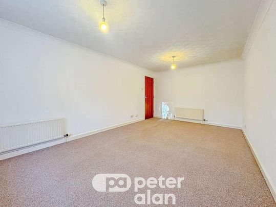 Celyn Avenue, Cyncoed, Cardiff, CF23 - Photo 1