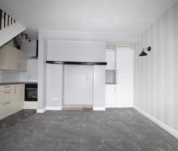 1 bedroom terraced house to rent - Photo 3