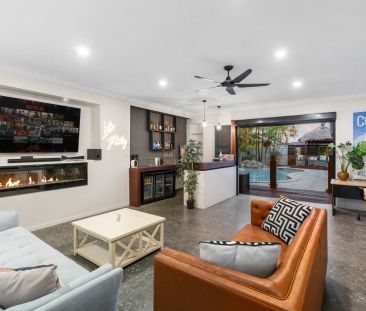 4 Bedroom Luxury Family Oasis for Rent – In Exclusive Monterey keys - Photo 3