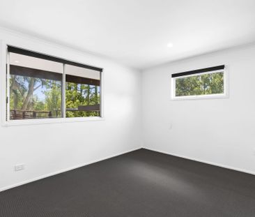 Spacious 4-Bedroom Home in Nerang– Utilities Included - Photo 2