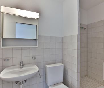 Zentrale, grosszügige 4½-Zimmerwohnung - Photo 3