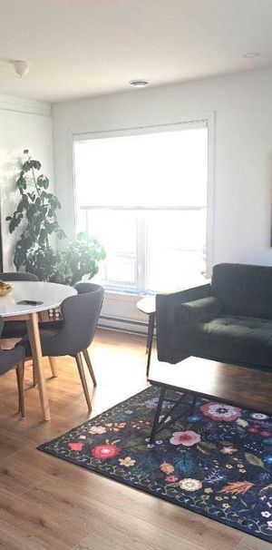 Maison jumelé à louer 3 chambres et salle familiale - Photo 1