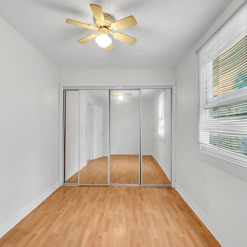 For Lease - 856 Central Avenue, Innisfil, Ontario - Photo 1