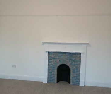 4 bedroom detached house to rent - Photo 5