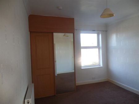 2 Bed House For Rent - Photo 3