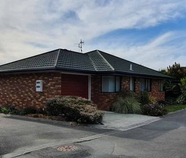 Quiet, Close To Town, Well Presented - Photo 5