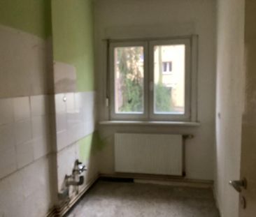 Was will man mehr? Wärmedämmung, neue Fenster und Balkone! - Foto 1