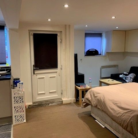Talbot Mount, Burley,Leeds, LS4 2PF - Photo 1