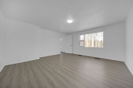 For Lease - 129 Burbank Drive Unit# Lower Level, Toronto, Ontario - Photo 5