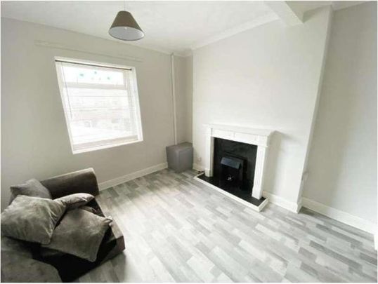 Edward Terrace, Abertridwr, Caerphilly, CF83 - Photo 1