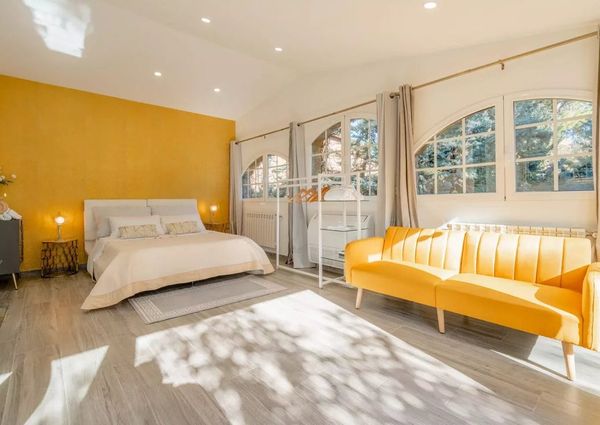 Majadahonda, Community of Madrid 28221