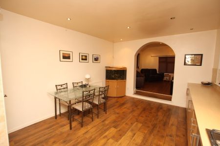 2 Bedroom FLAT, Chester - Photo 5