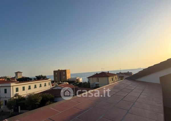 Casa bifamiliare in Affitto in Via della Gorgona 9 a Livorno