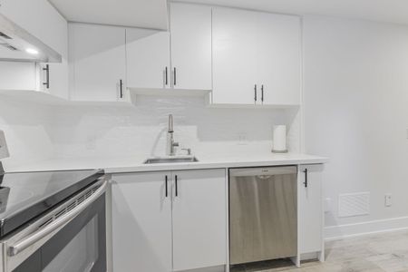 For Lease - 55 Glenshaw Crescent Unit# Basement, Toronto, Ontario - Photo 2