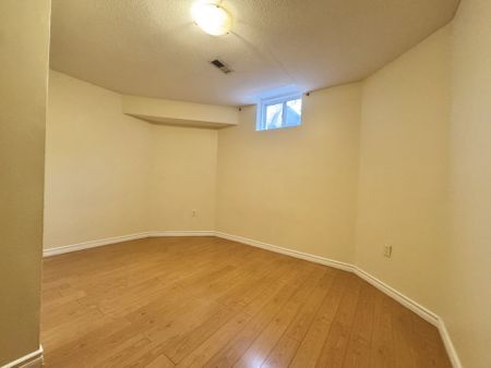 For Lease - 28 Antelope Drive Unit# Bsmt, Toronto, Ontario - Photo 2