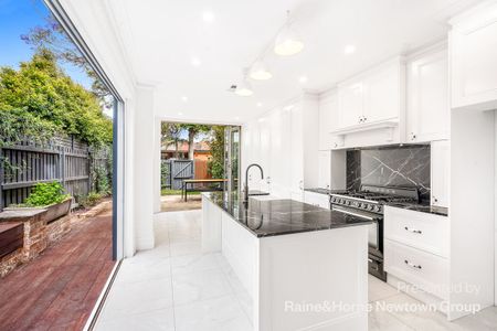 Substantial 3 bed terrace in premier street location - Photo 3