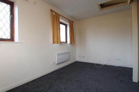 1 bedroom end of terrace house to rent - Photo 4
