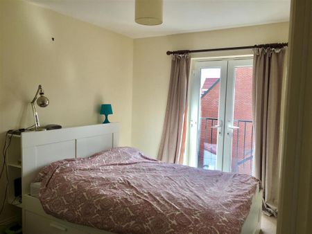 2 bedroom apartment to rent - Photo 2