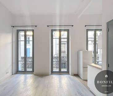 A LOUER AVIGNON INTRAMUROS (84000) : studio avec balcon climatisé- ... - Photo 4