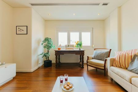 Avenida de Roma, Lisbon, Lisbon 1000-264 - Photo 4