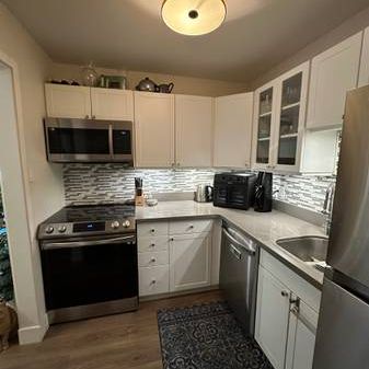 Kits Condo on York for rent - Photo 1