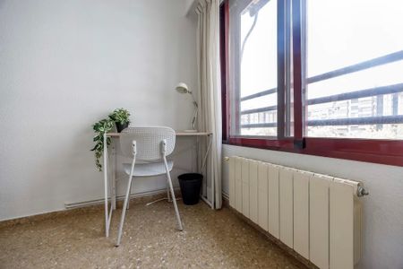 Carrer de Dolores Marqués, Valencia, Valencian Community 46020 - Photo 2