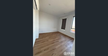 Beautiful Double Storey Townhome For Lease in Truganina - Photo 2