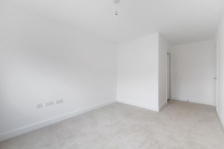 3 bedroom end of terrace house to rent - Photo 5
