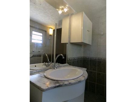 Location Maison 5 pièces 97m² ALLONNES 49650 - Photo 5