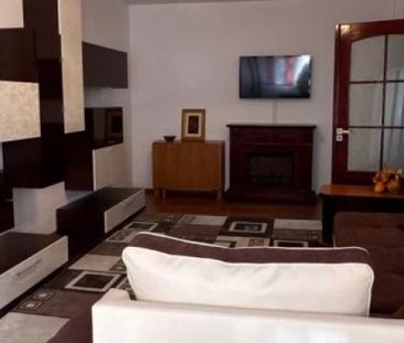 Apartament 3 camere, decomandat, 80 mp – parter inalt – 490 €/luna - Fotografie 1
