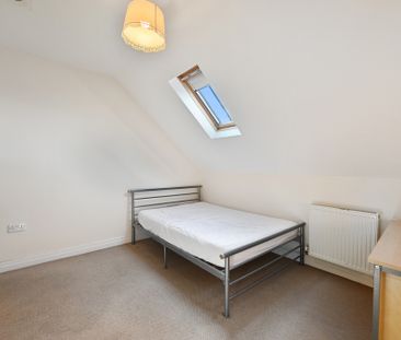 6 Bed Student Accommodation - Photo 4