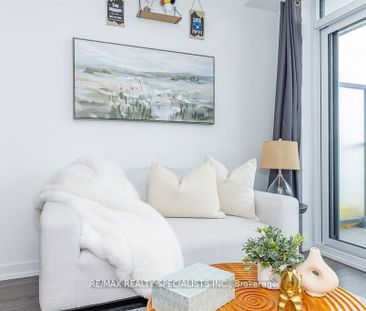 For Lease - 8 Beverly Glen Boulevard Unit# 202, Vaughan, Ontario - Photo 2