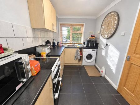 1 bedroom maisonette to rent - Photo 3