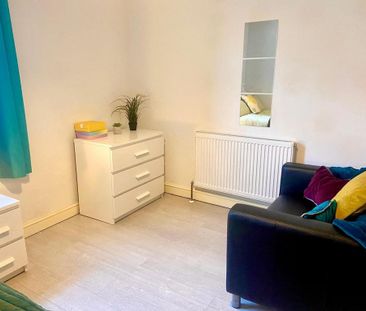 6 bedroom house share to rent - Photo 3
