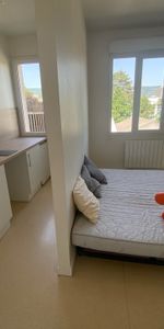 Location Appartement 1 pièce 28m² CLERMONT FERRAND 63000 - Photo 4