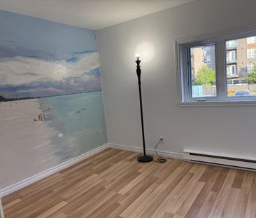 Un mois GRATUIT. Bel appart libre quartier calme, sécuritaire. Cent... - Photo 2