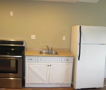 For Lease - 104 Fraser Street, Port Colborne, Ontario - Photo 2