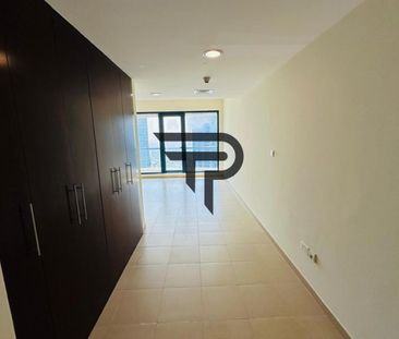 Duplex with Storage | High Floor | Chiller Free - Photo 1