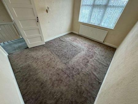 Kingshill Avenue, Hayes, UB4 - Photo 5